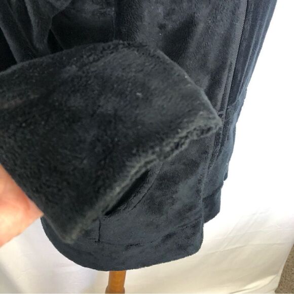 PATAGONIA W’s PLUSH SYNCHILLA HOODY - Picture 5 of 9